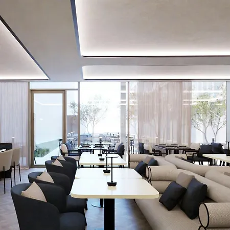 Courtyard By Marriott *