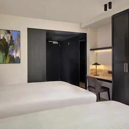 Courtyard By Marriott ホテル 4*