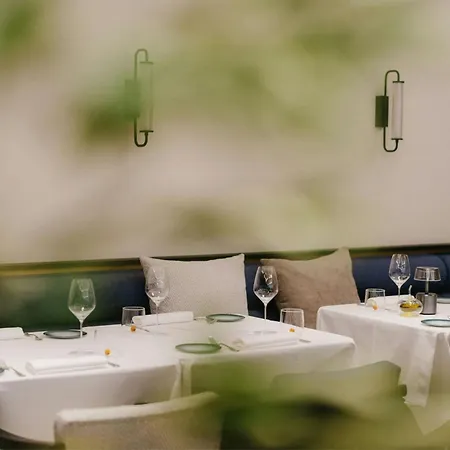 Courtyard By Marriott Hotel 4*