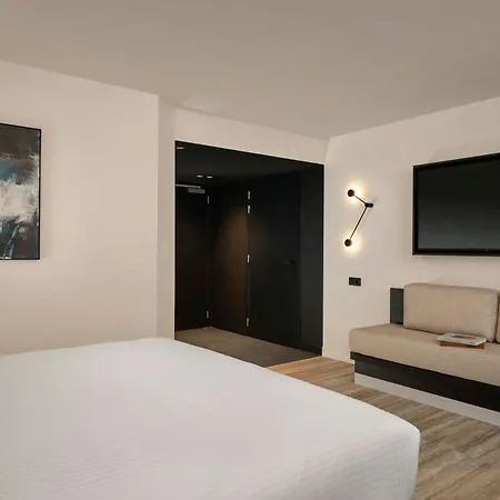 Hotel Courtyard By Marriott