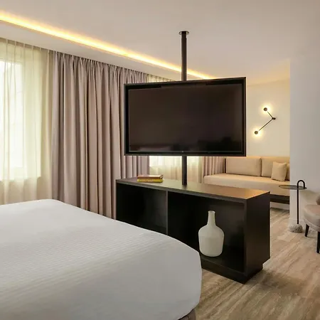 Courtyard By Marriott 4*