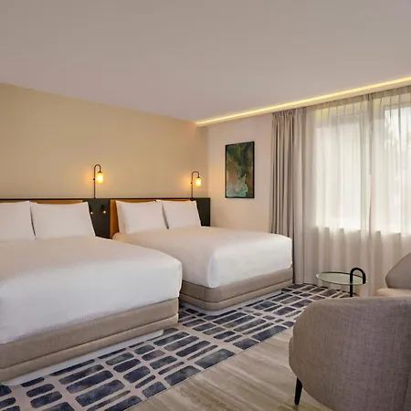 Courtyard By Marriott Hotel