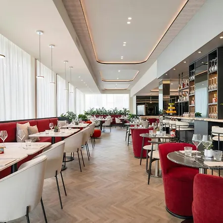 Courtyard By Marriott 4*