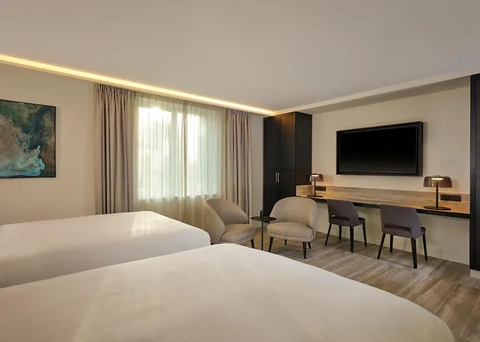 Hotel Courtyard By Marriott *