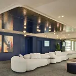 ホテル Courtyard By Marriott ヘント