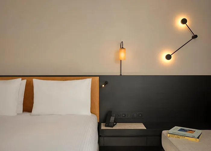 Courtyard By Marriott *