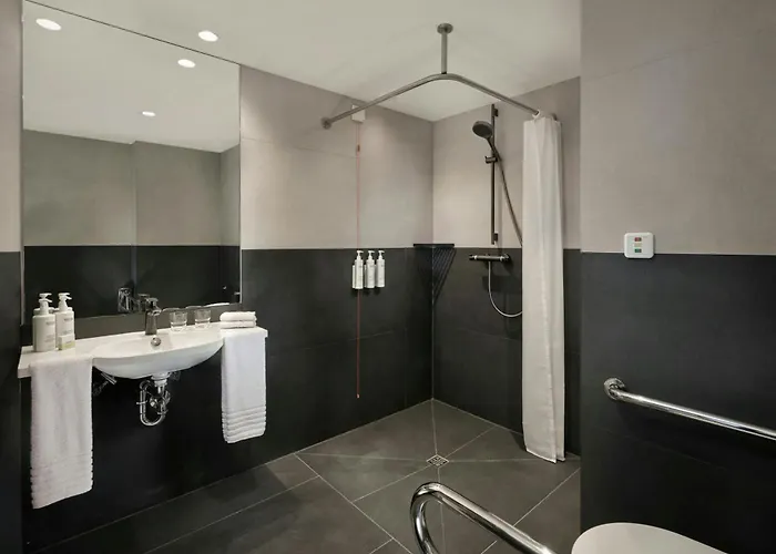 Hotell Courtyard By Marriott